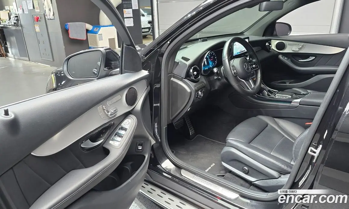 Mercedes-Benz GLC-Class 2021 1.9 автомат (гидро), фото 13 Mercedes-Benz GLC-Class 2021 1.9 автомат (гидро), фото 13