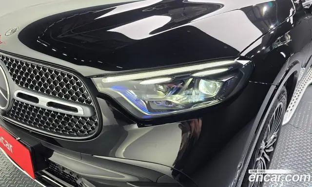 Mercedes-Benz GLC-Class 2025 2.0 автомат (гидро), миниатюра 8