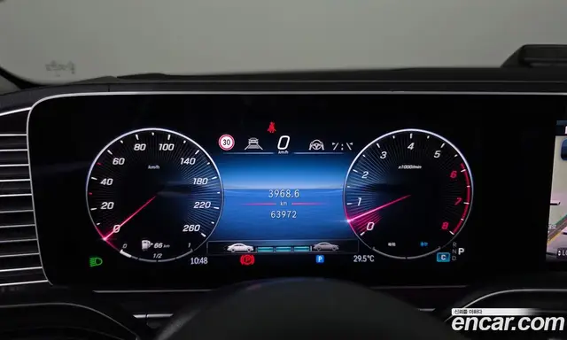 Mercedes-Benz GLE-Class 2023 3.0 автомат (гидро), миниатюра 11