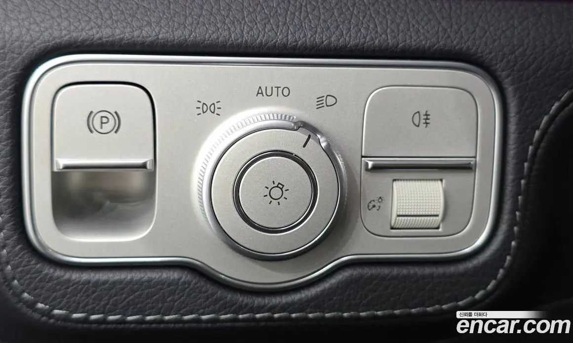 Mercedes-Benz GLE-Class 2023 3.0 автомат (гидро), фото 20