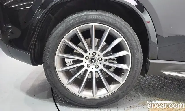 Mercedes-Benz GLE-Class 2023 3.0 автомат (гидро), миниатюра 5
