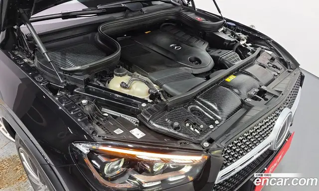 Mercedes-Benz GLE-Class 2023 3.0 автомат (гидро), миниатюра 6