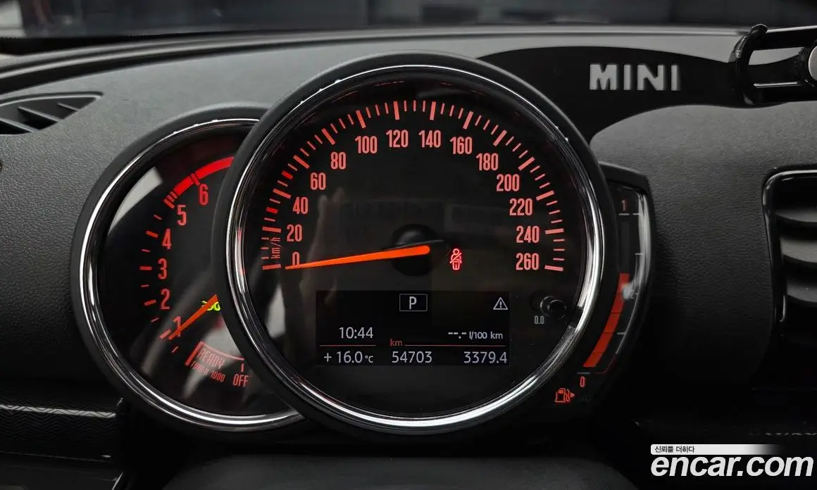 Mini Clubman 2018 2.0 автомат (гидро), фото 11
