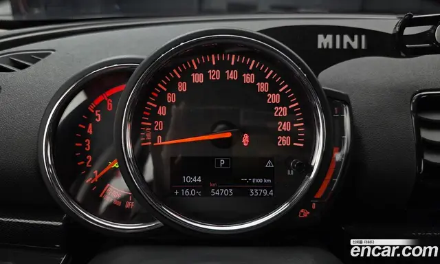 Mini Clubman 2018 2.0 автомат (гидро), миниатюра 11