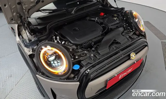 Mini Cooper 2021 1.5 автомат (гидро), миниатюра 6