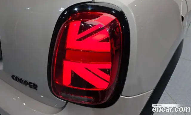 Mini Cooper 2021 1.5 автомат (гидро), миниатюра 9