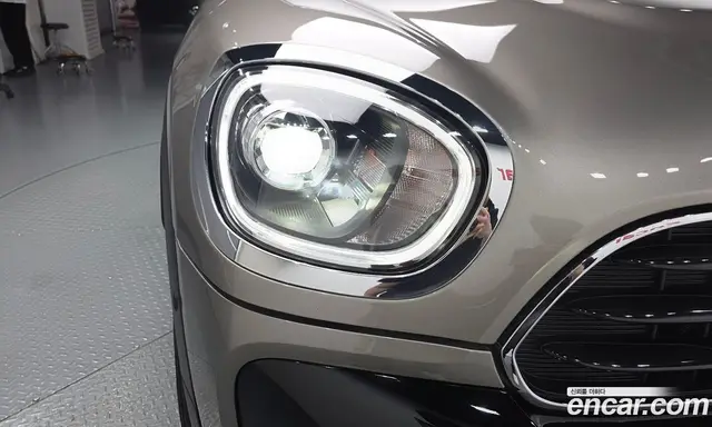 Mini Countryman 2020 1.5 автомат (гидро), миниатюра 7