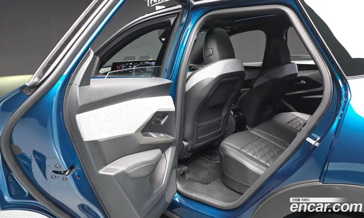 Peugeot 3008 2025 1.2 автомат (гидро), фото 16