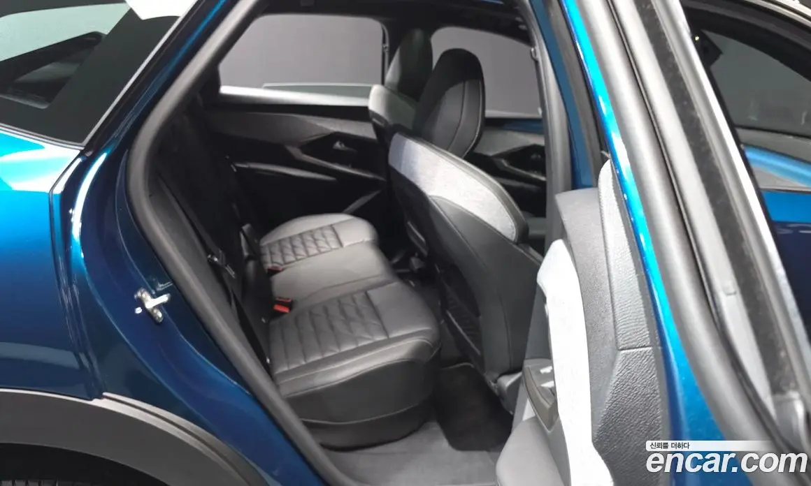 Peugeot 3008 2025 1.2 автомат (гидро), фото 18