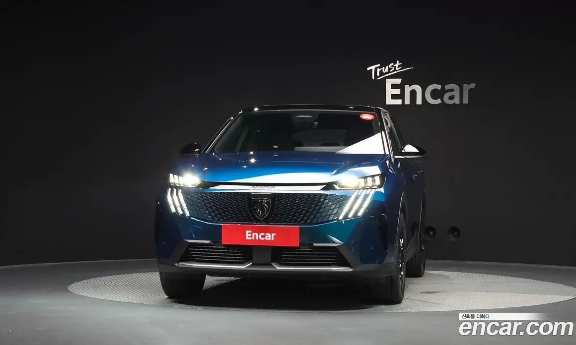 Peugeot 3008 2025 1.2 автомат (гидро), фото 3