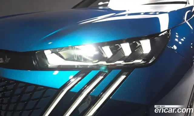 Peugeot 3008 2025 1.2 автомат (гидро), миниатюра 8