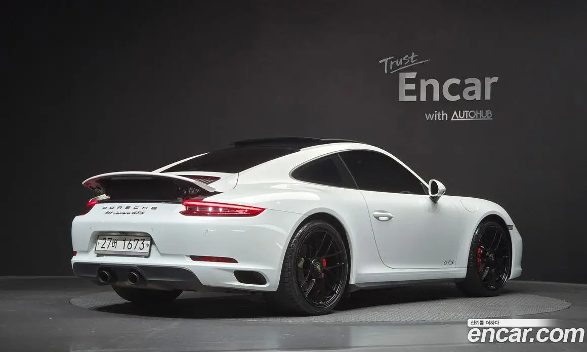 Porsche 911 2017 3.0 автомат (гидро), фото 1 Porsche 911 2017 3.0 автомат (гидро), фото 1