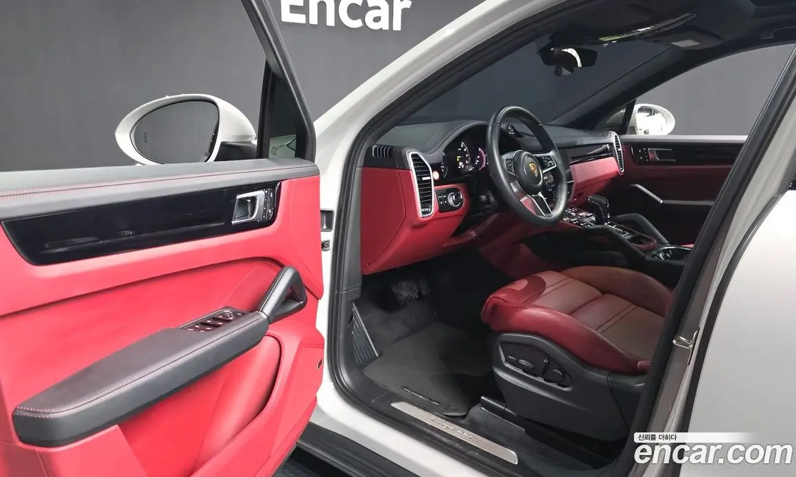Porsche Cayenne 2023 3.0 автомат (гидро), фото 13