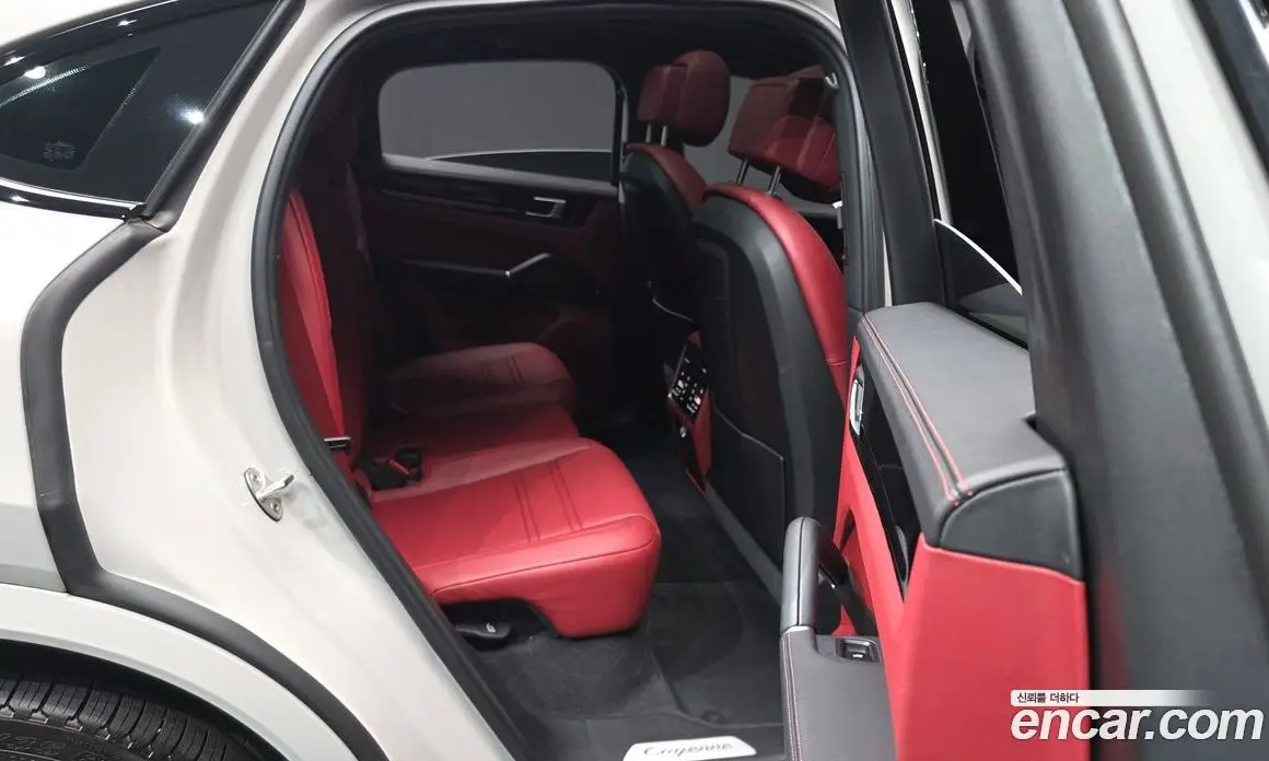 Porsche Cayenne 2023 3.0 автомат (гидро), фото 18