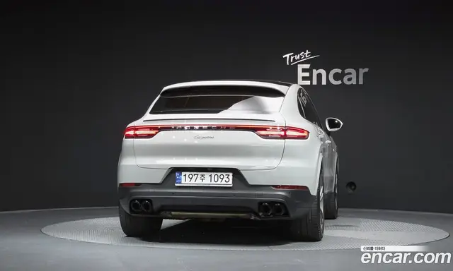Porsche Cayenne 2023 3.0 автомат (гидро), миниатюра 4