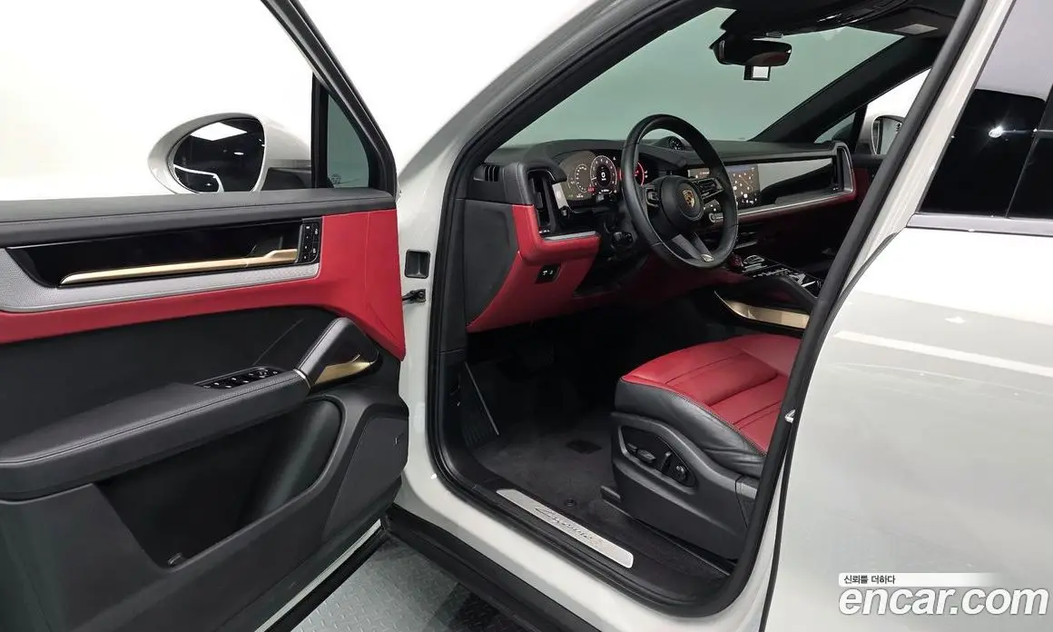 Porsche Cayenne 2023 3.0 автомат (гидро), фото 13