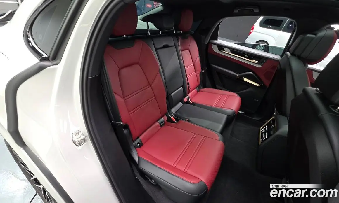 Porsche Cayenne 2023 3.0 автомат (гидро), фото 16