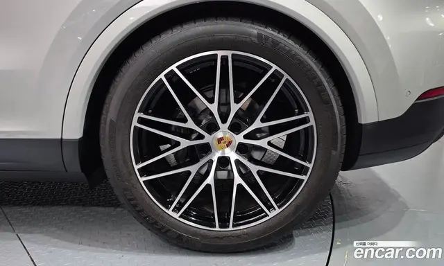 Porsche Cayenne 2023 3.0 автомат (гидро), миниатюра 7