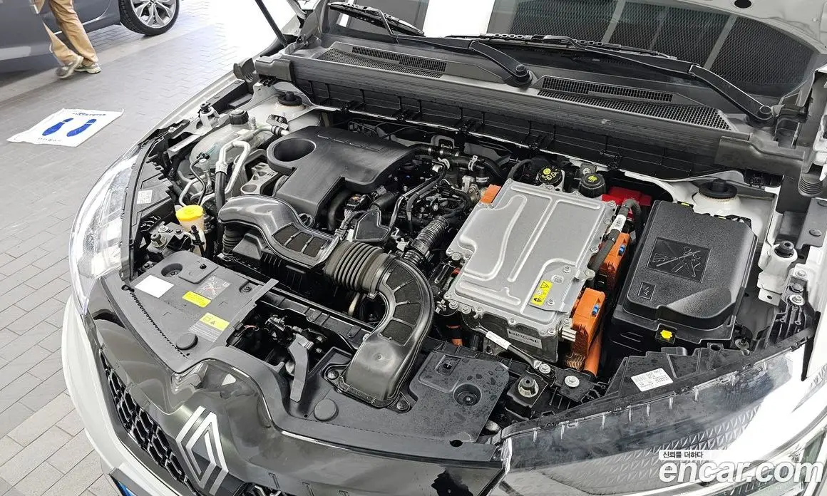 Renault (Samsung) Arkana 2024 1.6 автомат (гидро), фото 6 Renault (Samsung) Arkana 2024 1.6 автомат (гидро), фото 6