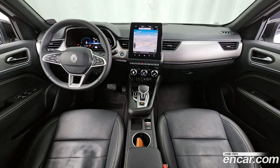 Renault (Samsung) Arkana 2024 1.6 автомат (гидро), фото 10 Renault (Samsung) Arkana 2024 1.6 автомат (гидро), фото 10