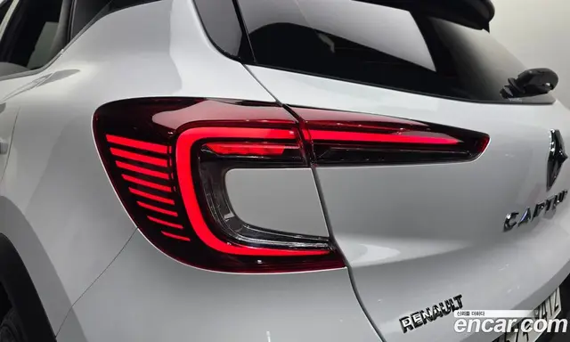 Renault (Samsung) Captur 2020 1.3 автомат (гидро), миниатюра 8