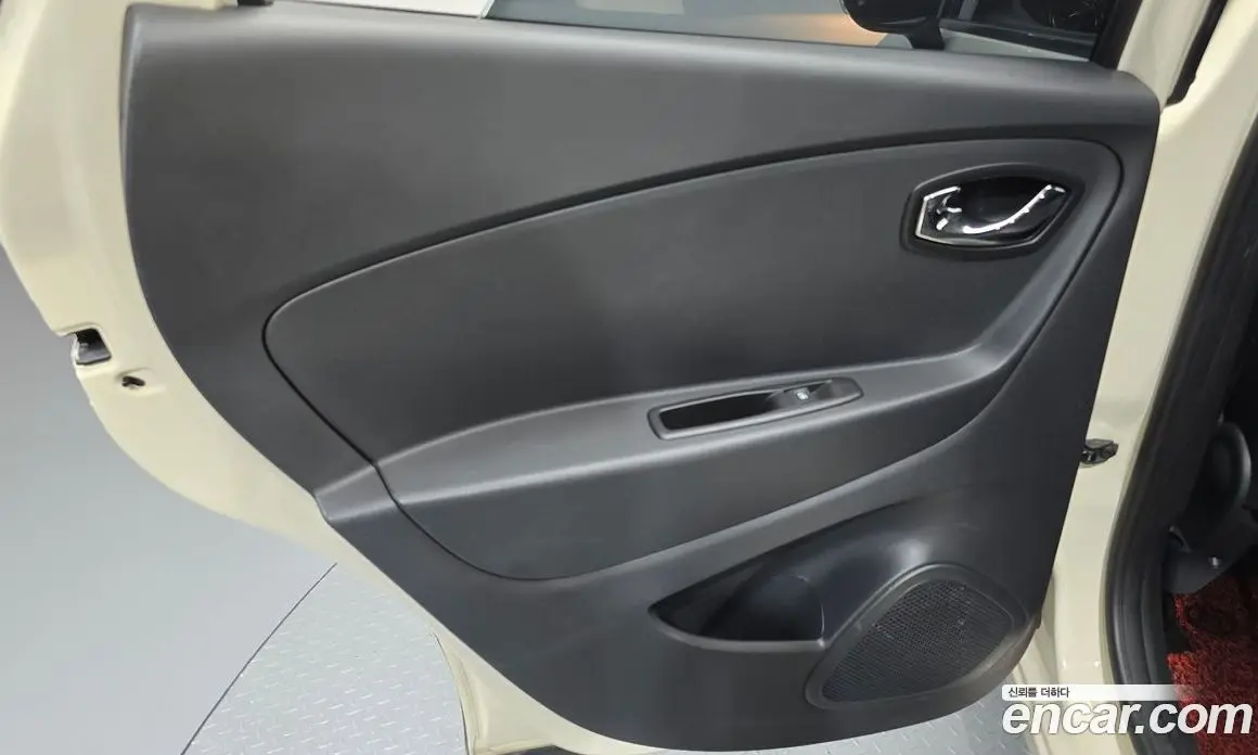 Renault (Samsung) QM3 2015 1.5 автомат (гидро), фото 15 Renault (Samsung) QM3 2015 1.5 автомат (гидро), фото 15