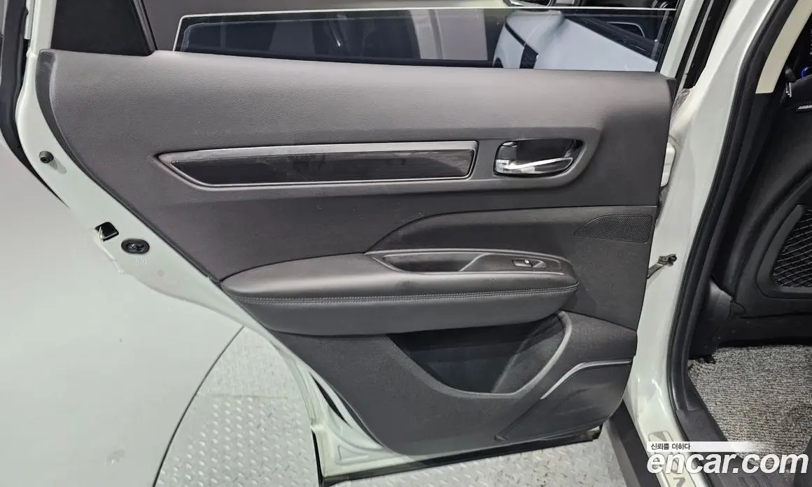 Renault (Samsung) QM6 2018 2.0 автомат (гидро), фото 15 Renault (Samsung) QM6 2018 2.0 автомат (гидро), фото 15