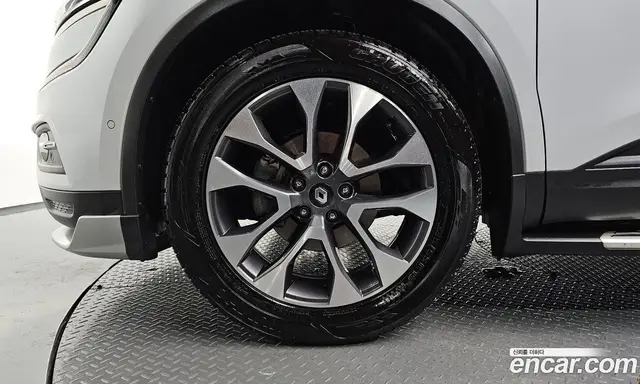 Renault (Samsung) QM6 2018 2.0 автомат (гидро), миниатюра 4 Renault (Samsung) QM6 2018 2.0 автомат (гидро), миниатюра 4