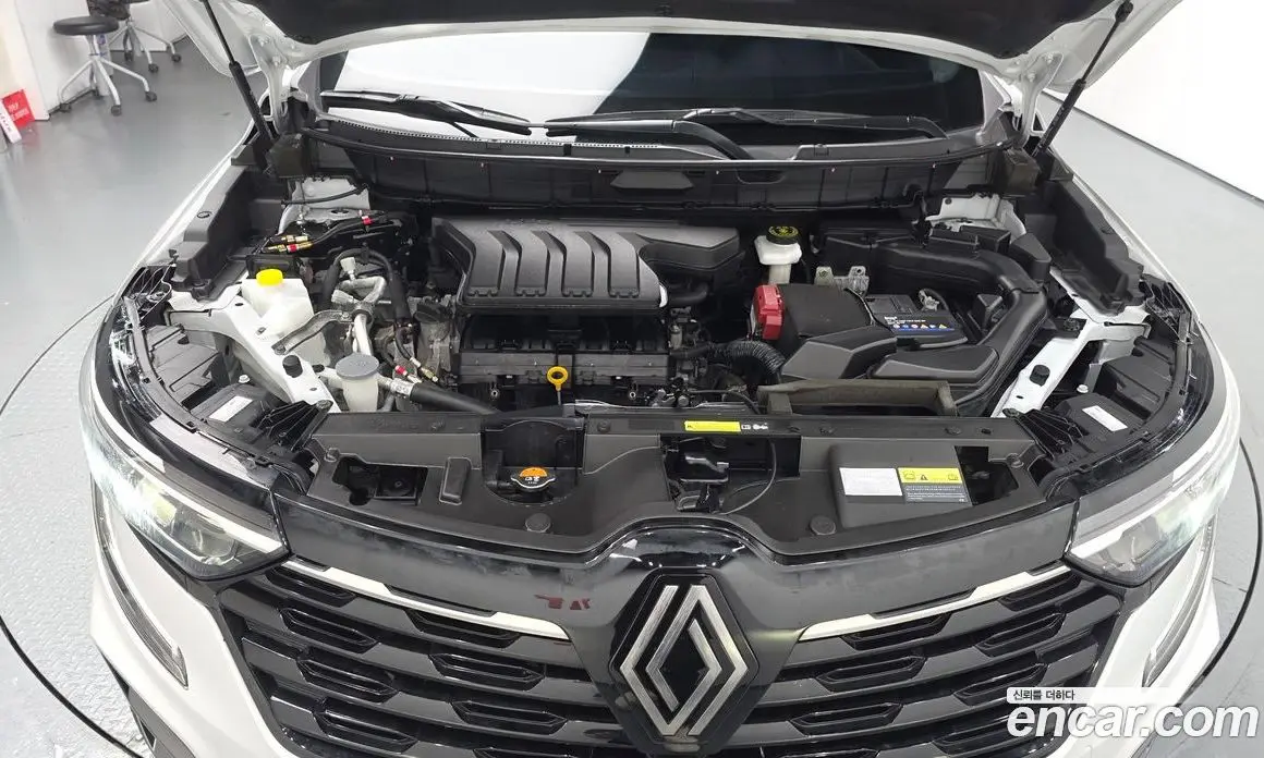 Renault (Samsung) QM6 2024 2.0 автомат (гидро), фото 5 Renault (Samsung) QM6 2024 2.0 автомат (гидро), фото 5