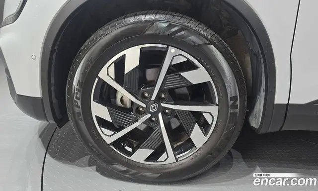 Renault (Samsung) QM6 2024 2.0 автомат (гидро), миниатюра 5 Renault (Samsung) QM6 2024 2.0 автомат (гидро), миниатюра 5