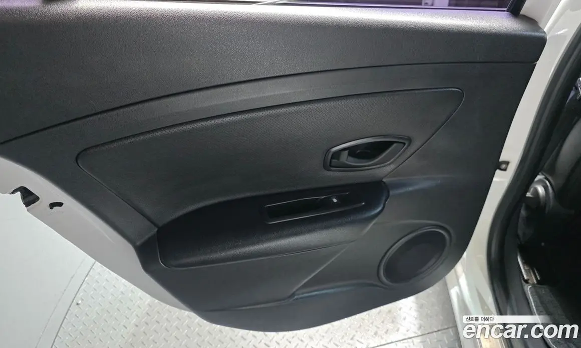 Renault (Samsung) SM3 2018 1.6 автомат (гидро), фото 15 Renault (Samsung) SM3 2018 1.6 автомат (гидро), фото 15