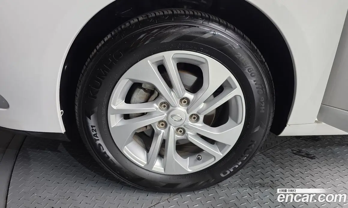 Renault (Samsung) SM3 2018 1.6 автомат (гидро), фото 5 Renault (Samsung) SM3 2018 1.6 автомат (гидро), фото 5