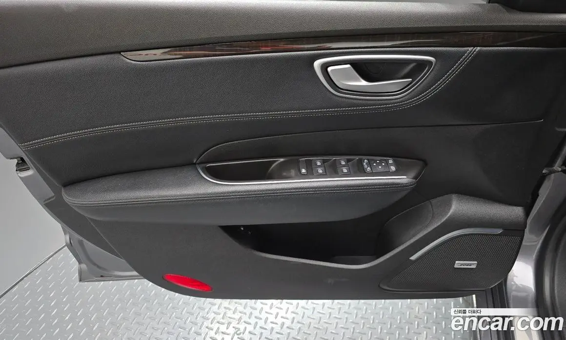 Renault (Samsung) SM6 2016 1.6 автомат (гидро), фото 14 Renault (Samsung) SM6 2016 1.6 автомат (гидро), фото 14