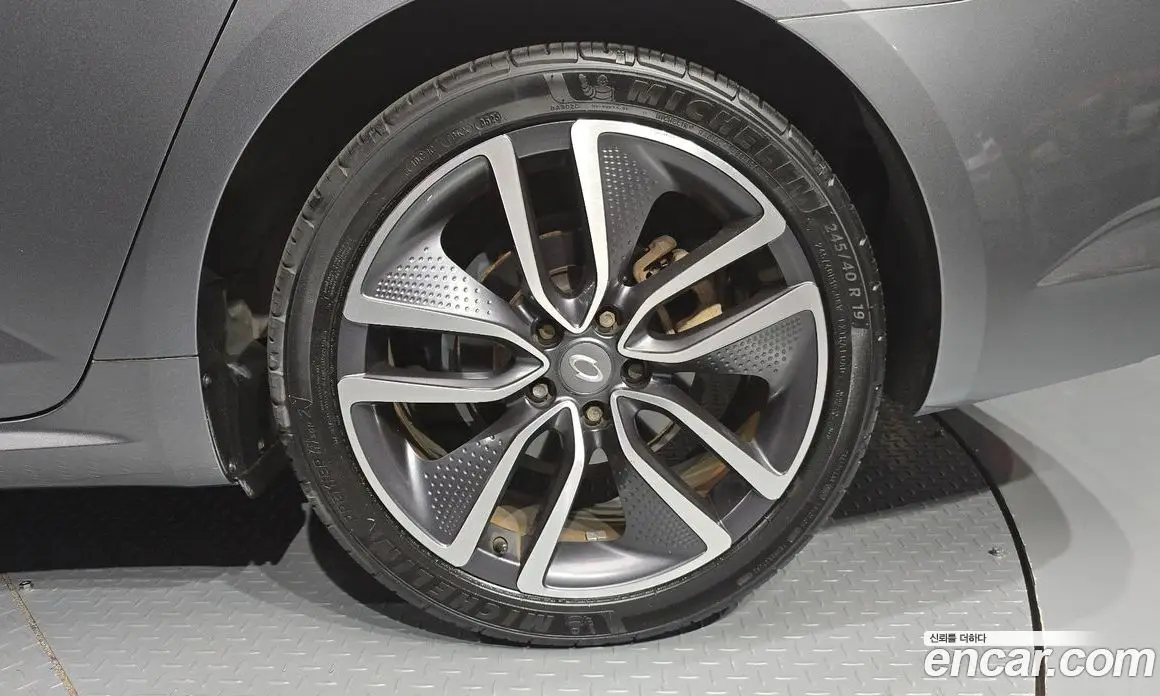Renault (Samsung) SM6 2016 1.6 автомат (гидро), фото 7 Renault (Samsung) SM6 2016 1.6 автомат (гидро), фото 7