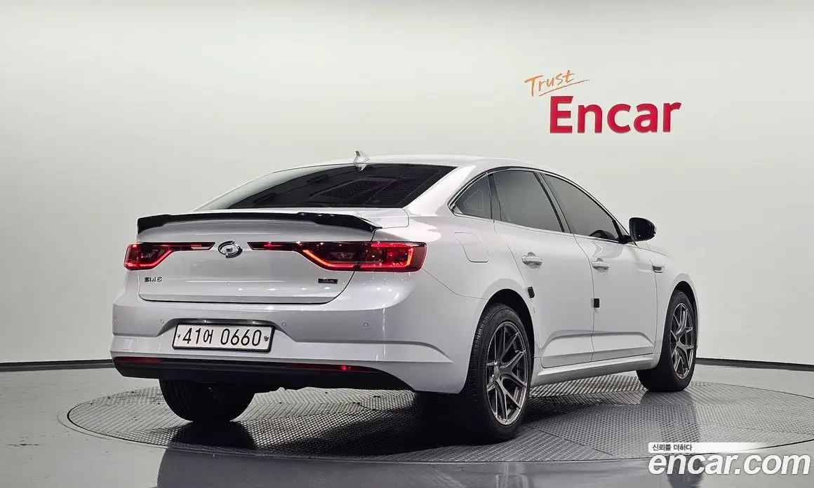 Renault (Samsung) SM6 2016 2.0 автомат (гидро), фото 1 Renault (Samsung) SM6 2016 2.0 автомат (гидро), фото 1