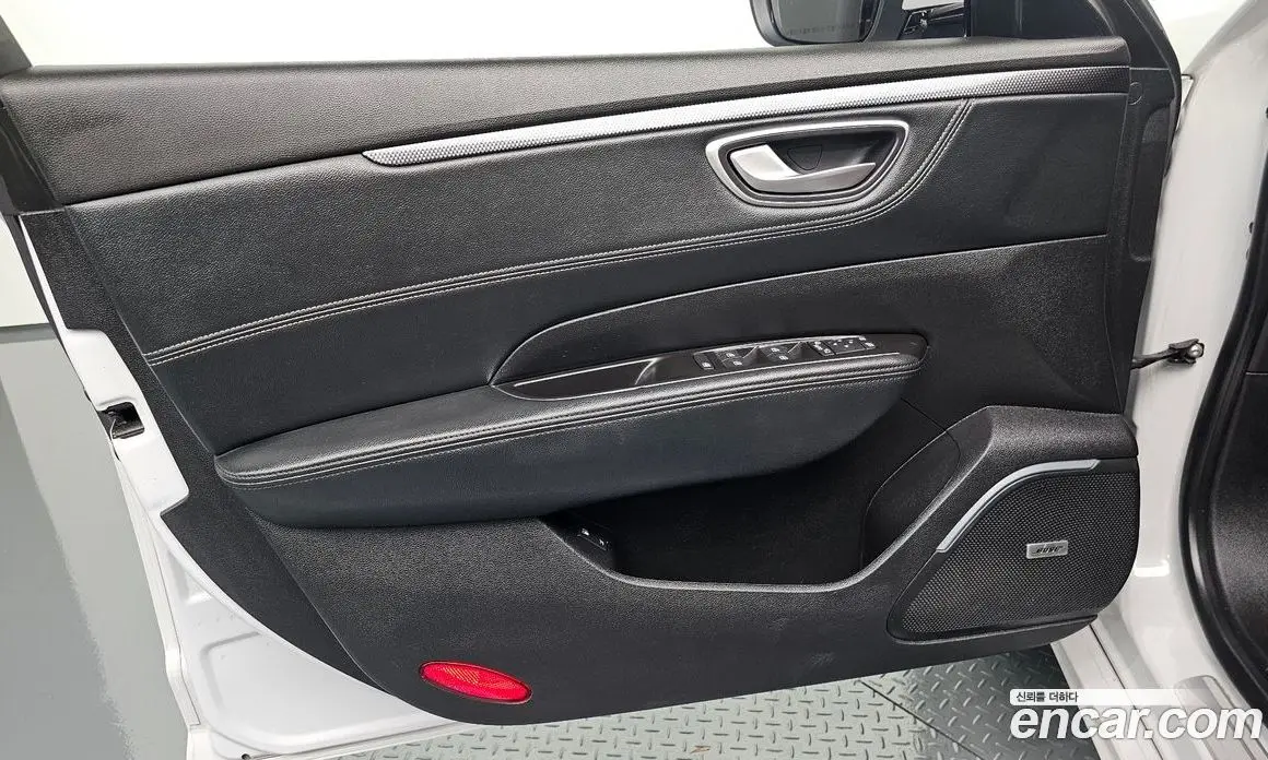 Renault (Samsung) SM6 2016 2.0 автомат (гидро), фото 13 Renault (Samsung) SM6 2016 2.0 автомат (гидро), фото 13