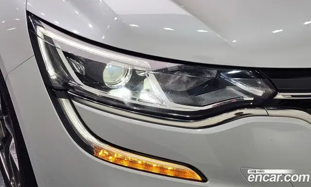 Renault (Samsung) SM6 2016 2.0 автомат (гидро), миниатюра 7 Renault (Samsung) SM6 2016 2.0 автомат (гидро), миниатюра 7