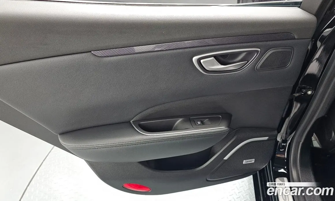 Renault (Samsung) SM6 2016 2.0 автомат (гидро), фото 15 Renault (Samsung) SM6 2016 2.0 автомат (гидро), фото 15