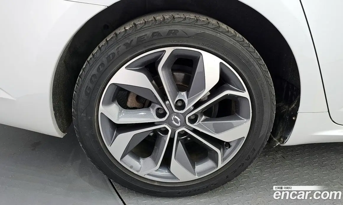 Renault (Samsung) SM6 2019 2.0 автомат (гидро), фото 5 Renault (Samsung) SM6 2019 2.0 автомат (гидро), фото 5