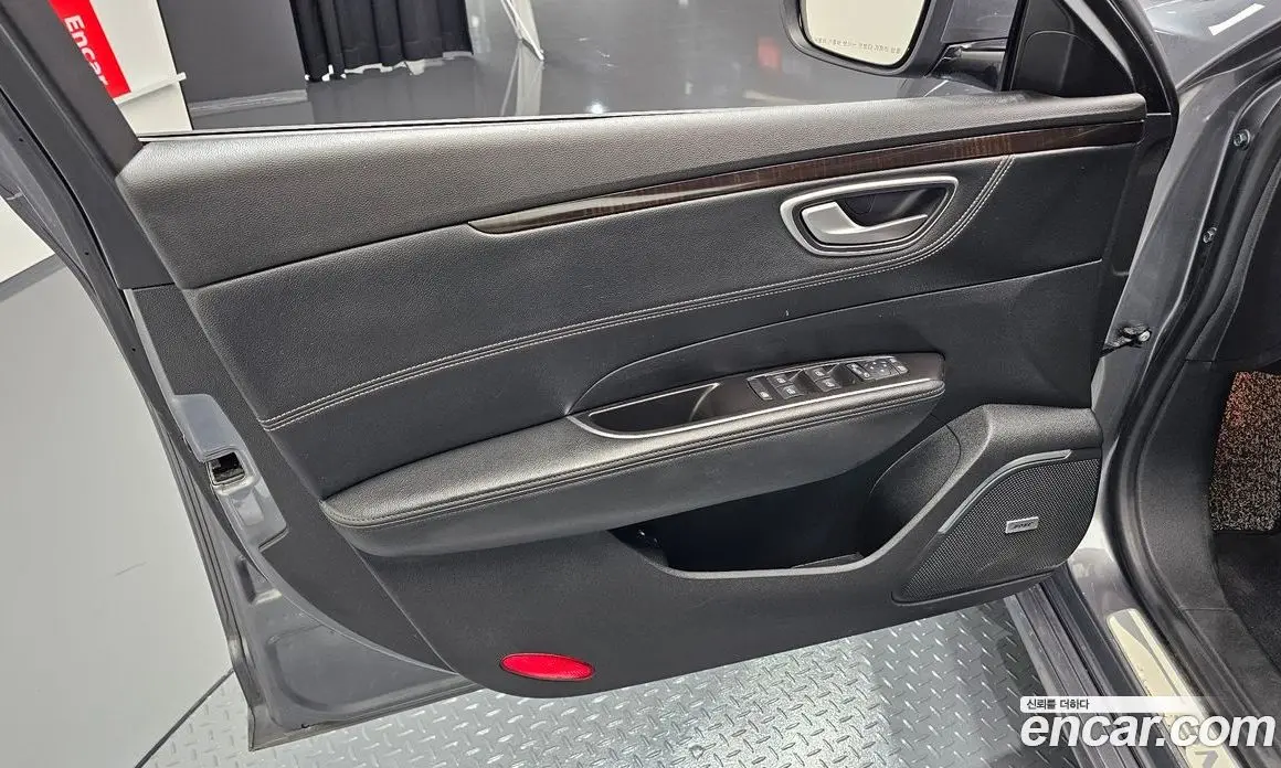 Renault (Samsung) SM6 2019 2.0 автомат (гидро), фото 13