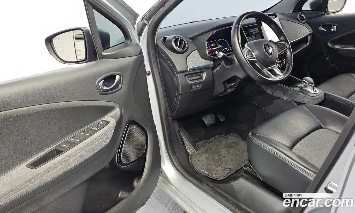 Renault (Samsung) Zoe 2021 0.2 автомат (гидро), фото 13