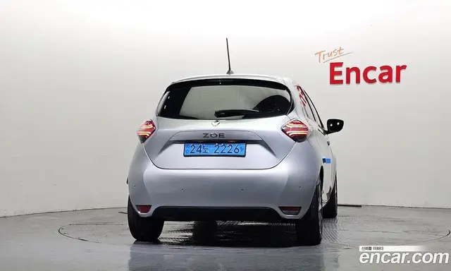Renault (Samsung) Zoe 2021 0.2 автомат (гидро), миниатюра 4