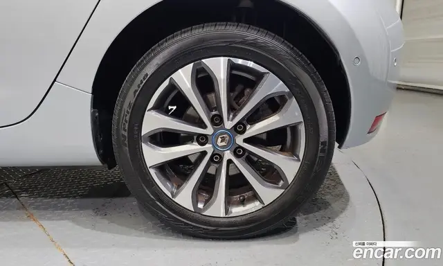 Renault (Samsung) Zoe 2021 0.2 автомат (гидро), миниатюра 7