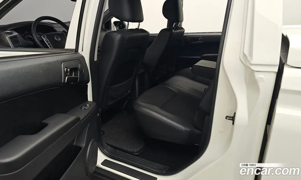 SsangYong Korando 2014 2.0 автомат (гидро), фото 16