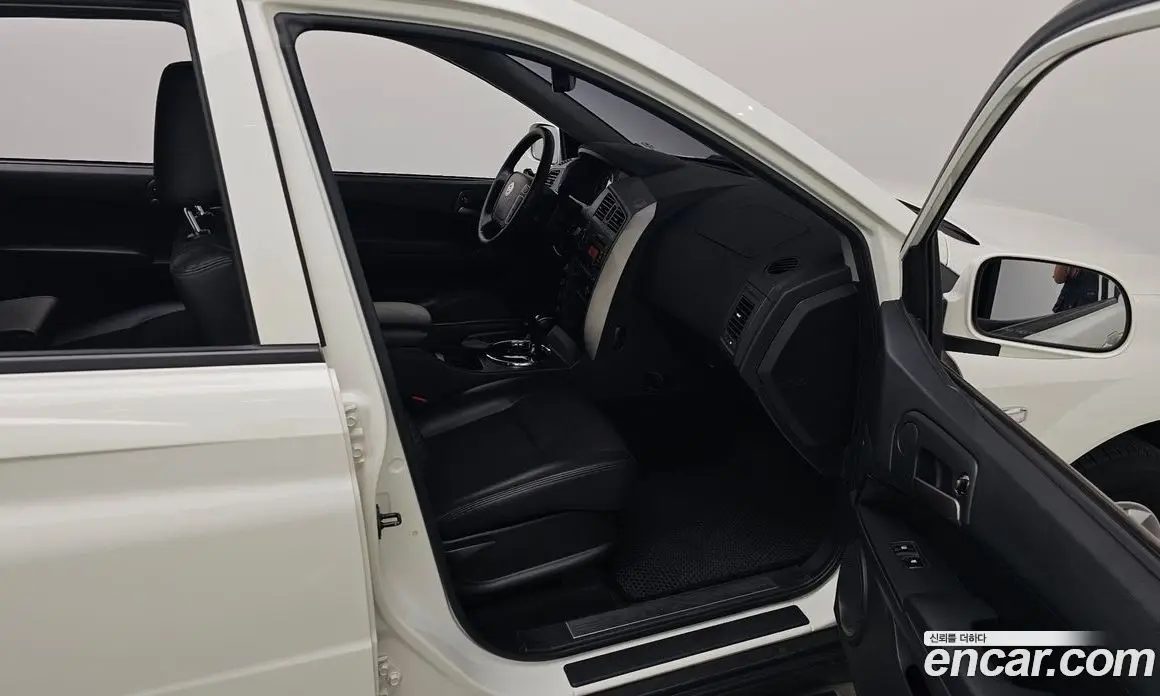 SsangYong Korando 2014 2.0 автомат (гидро), фото 17