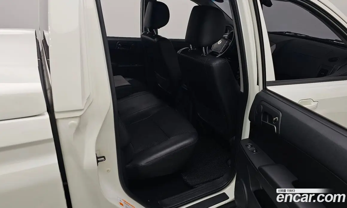 SsangYong Korando 2014 2.0 автомат (гидро), фото 18