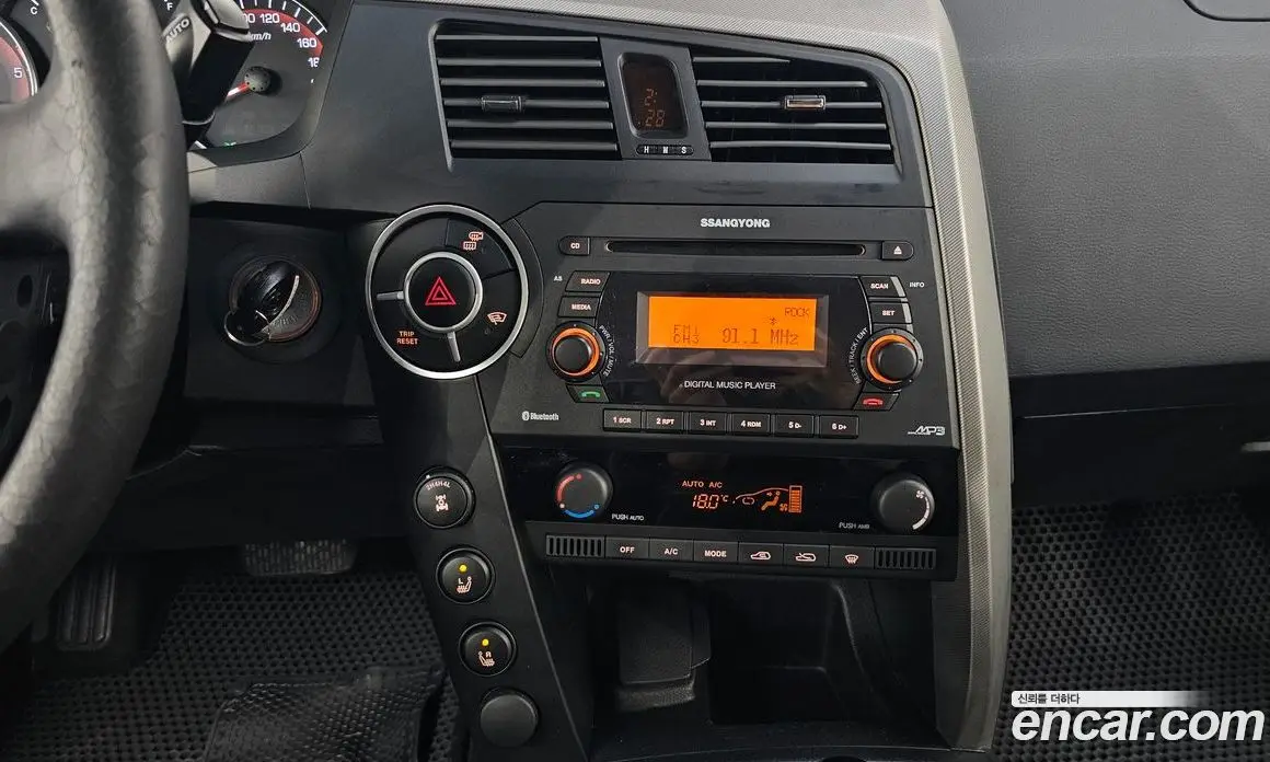 SsangYong Korando 2014 2.0 автомат (гидро), фото 20