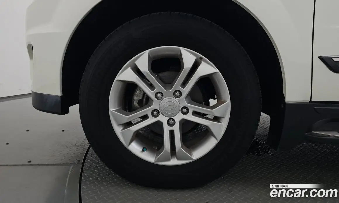 SsangYong Korando 2014 2.0 автомат (гидро), фото 5