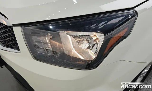SsangYong Korando 2014 2.0 автомат (гидро), миниатюра 8