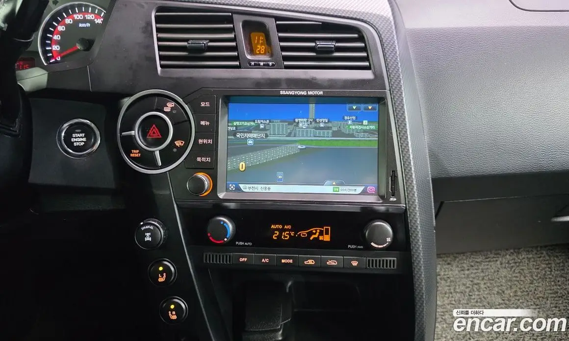 SsangYong Korando 2015 2.0 автомат (гидро), фото 14